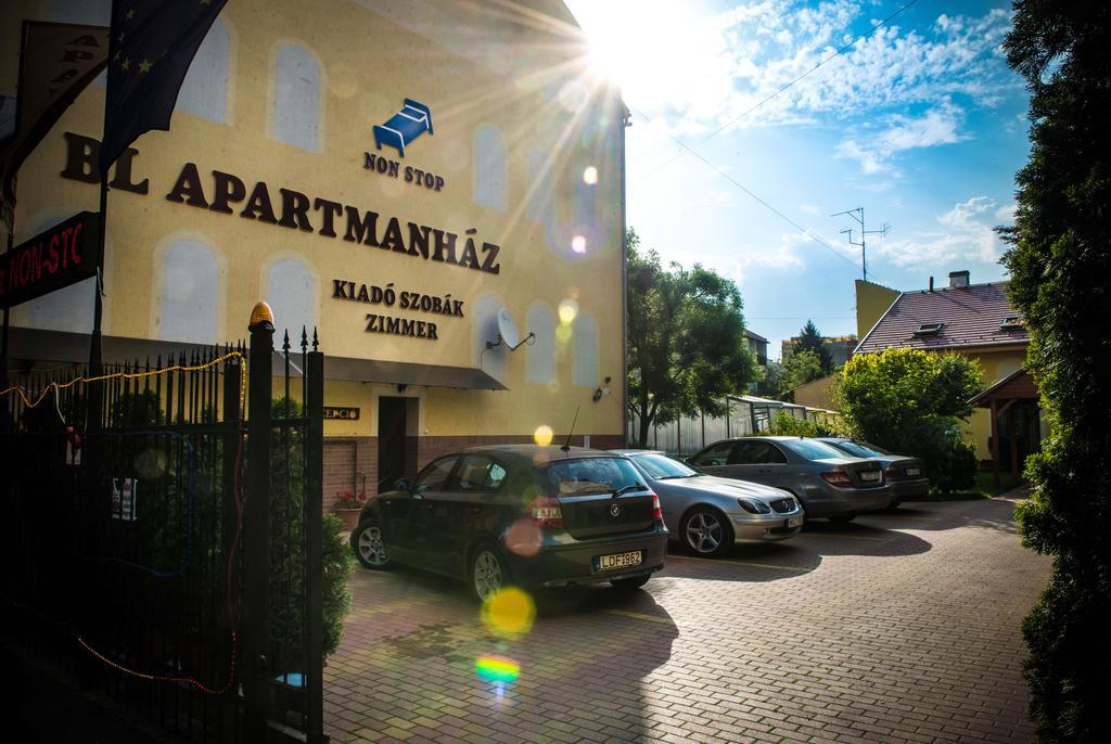 Bl Luxus Apartman Szeged Quarto foto